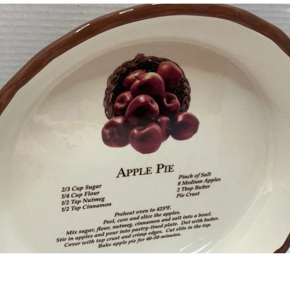 Vintage Apple Pie Ceramic Deep Dish Baker Recipe Basketweave 10.5 Inch